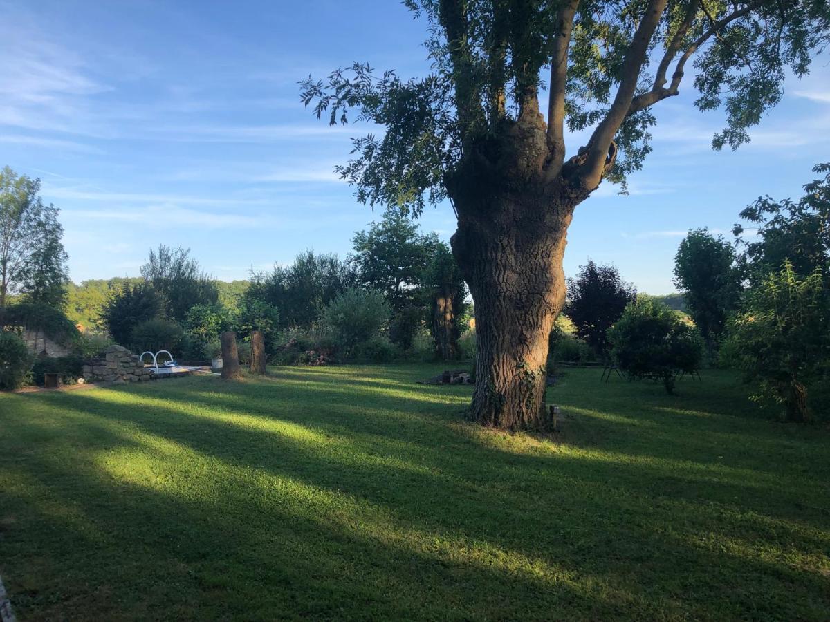 فندق Le Domaine Du Moulin Foulon إيسي المظهر الخارجي الصورة