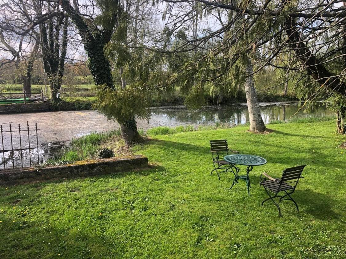 فندق Le Domaine Du Moulin Foulon إيسي المظهر الخارجي الصورة