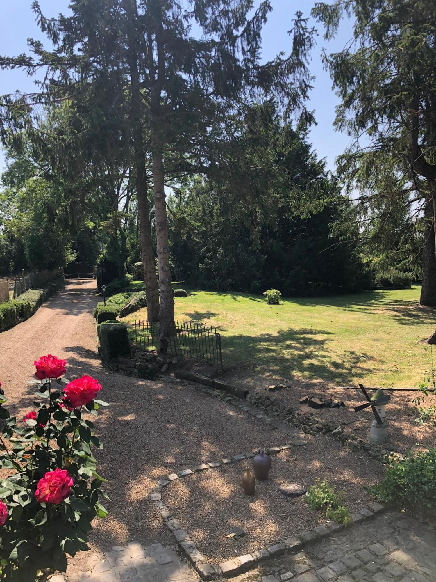 فندق Le Domaine Du Moulin Foulon إيسي المظهر الخارجي الصورة