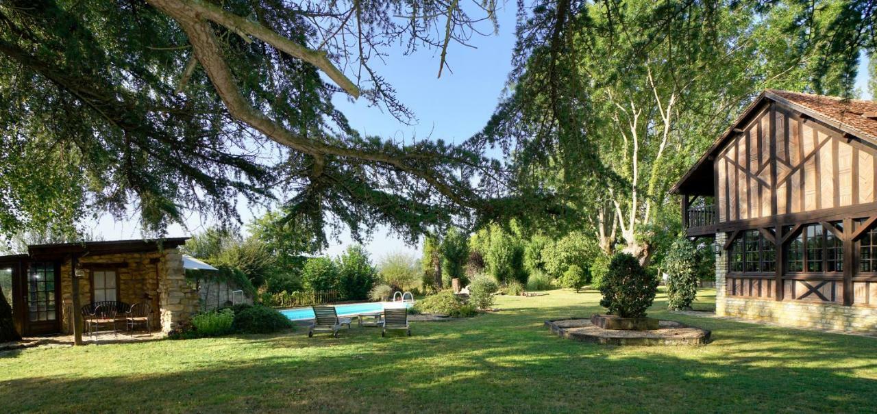 فندق Le Domaine Du Moulin Foulon إيسي المظهر الخارجي الصورة